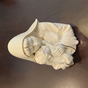 Mikasa Madonna & Child Large Porcelain piece
